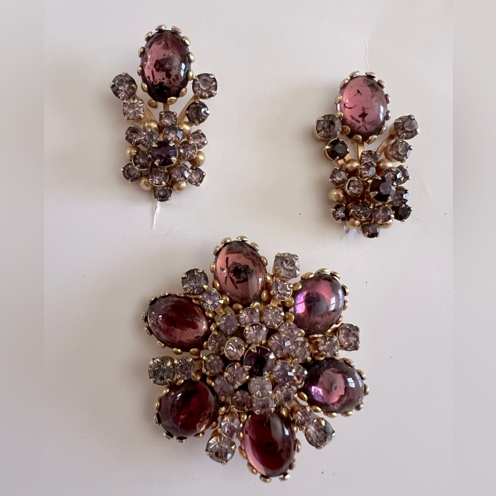 Vintage Purple and Gold tone Brooch with Intricate Design with Matching Earring